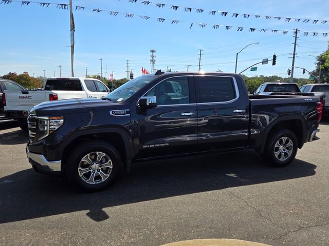 Used 2025 GMC Sierra 1500 SLT AWD/4WD image 7