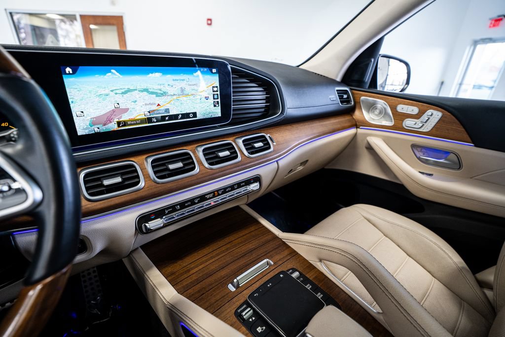 Used 2023 Mercedes-Benz GLS 580 4MATIC image 39