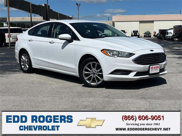 Used 2017 Ford Fusion SE