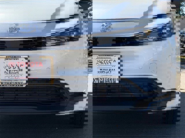 New 2026 Toyota Prius LE image 8