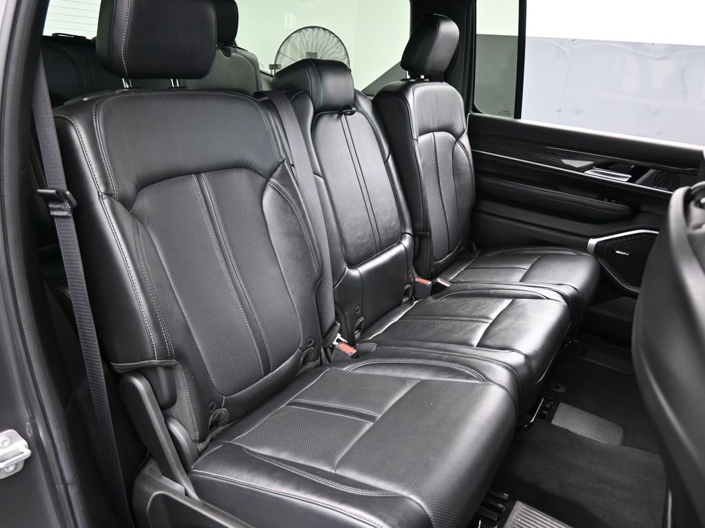 Used 2022 Jeep Wagoneer Series II image 46