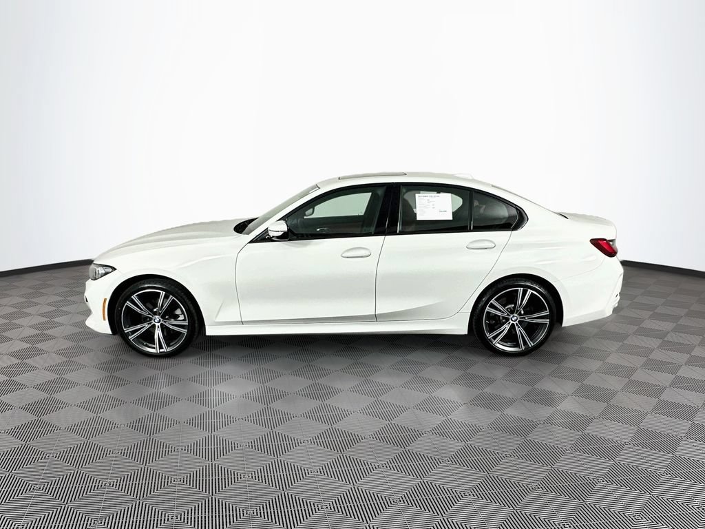 Certified 2023 BMW 330i xDrive Sedan w/ Driving Assistance Package AWD/4WD image 6