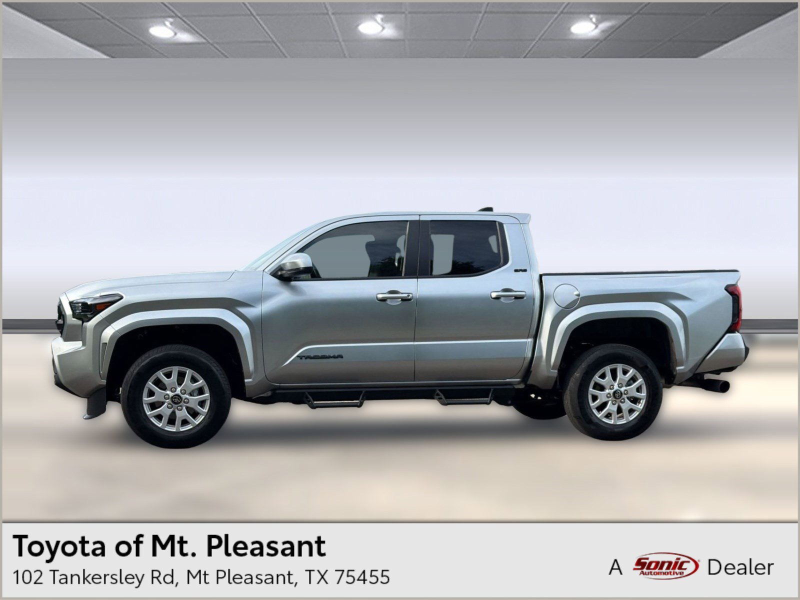 Used 2025 Toyota Tacoma SR5 RWD image 1