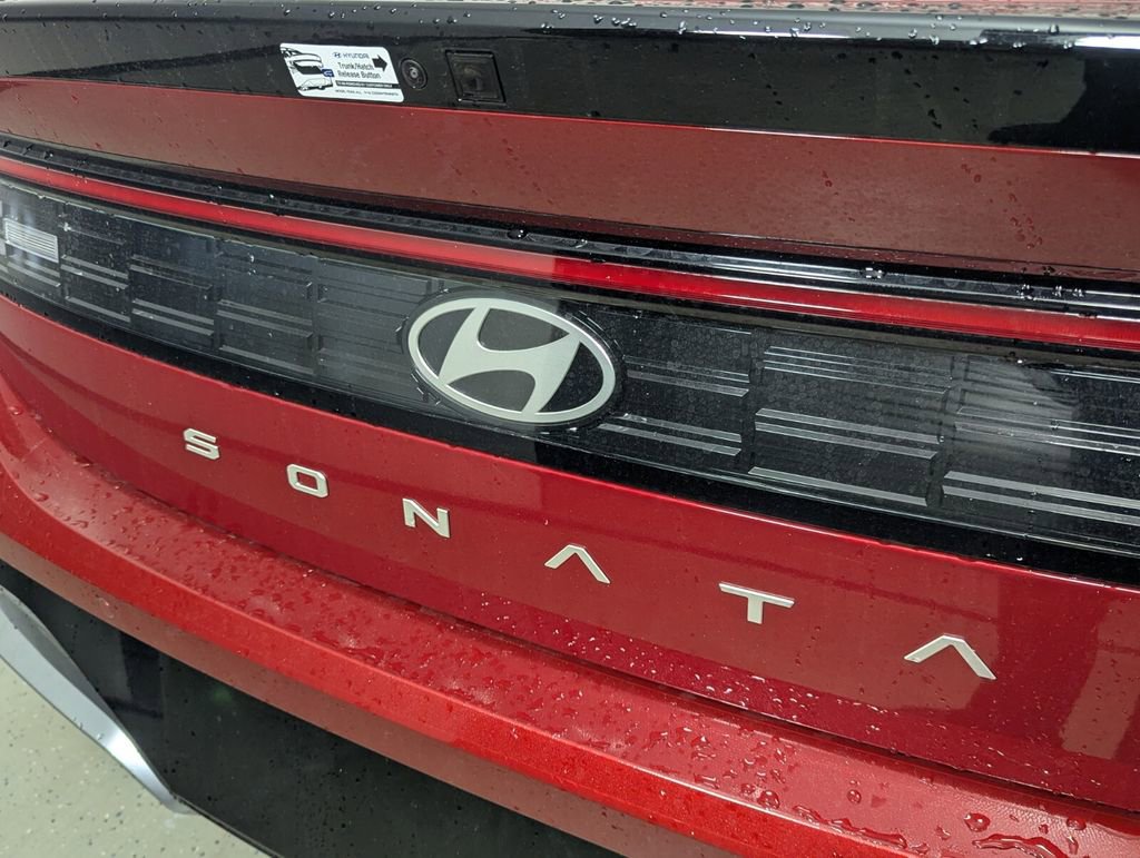 New 2026 Hyundai Sonata Limited FWD image 8