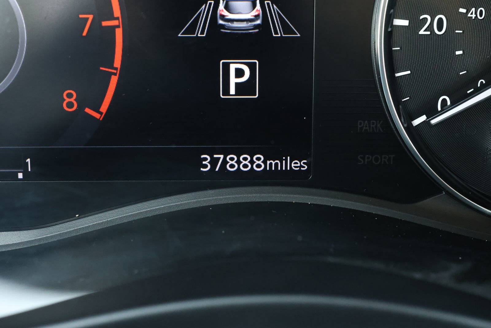 Used 2022 Nissan Kicks SV image 4