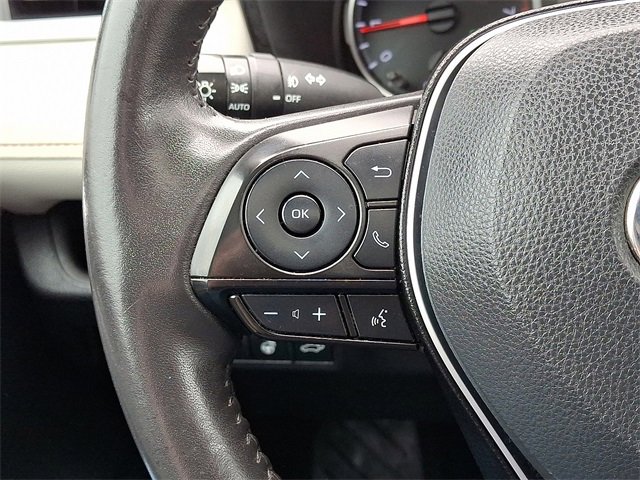 Used 2019 Toyota RAV4 XLE Premium image 21