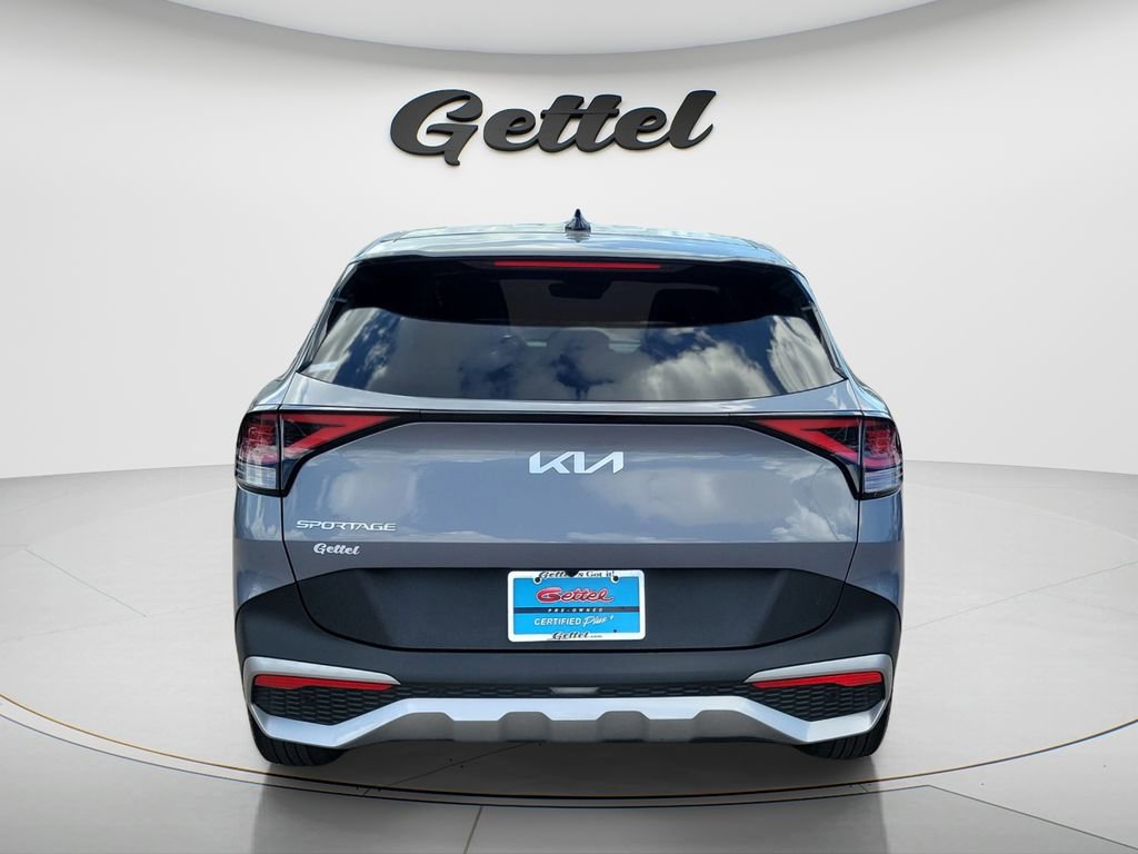 Used 2023 Kia Sportage EX image 5