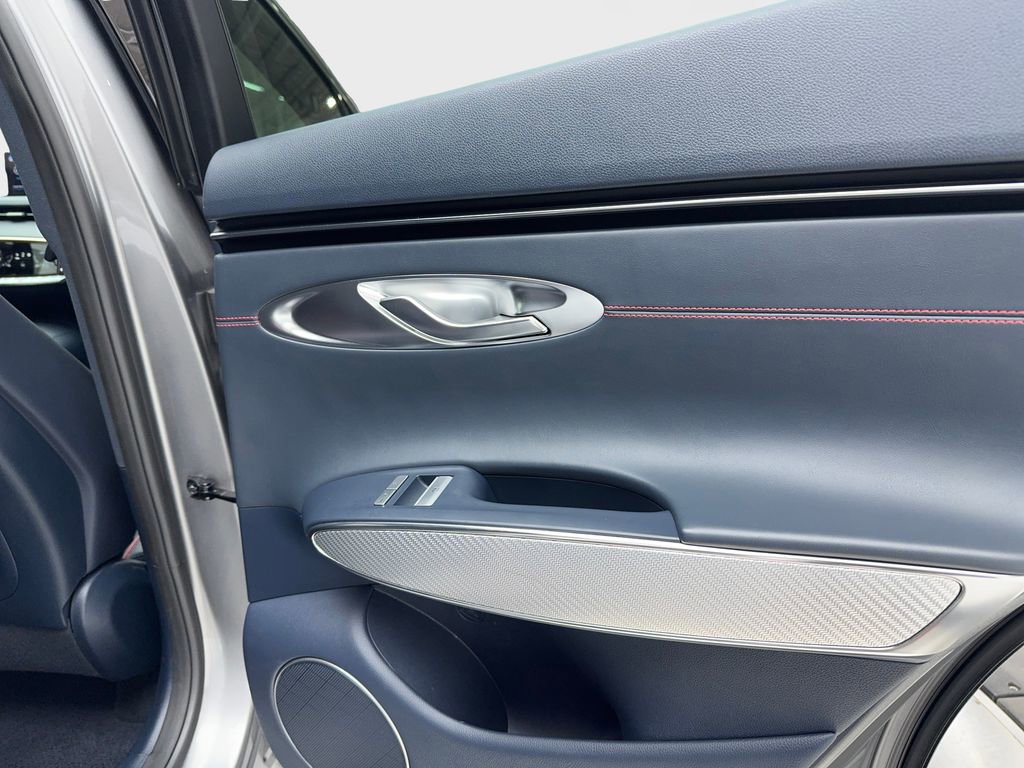 Used 2022 Genesis GV70 3.5T Sport image 53