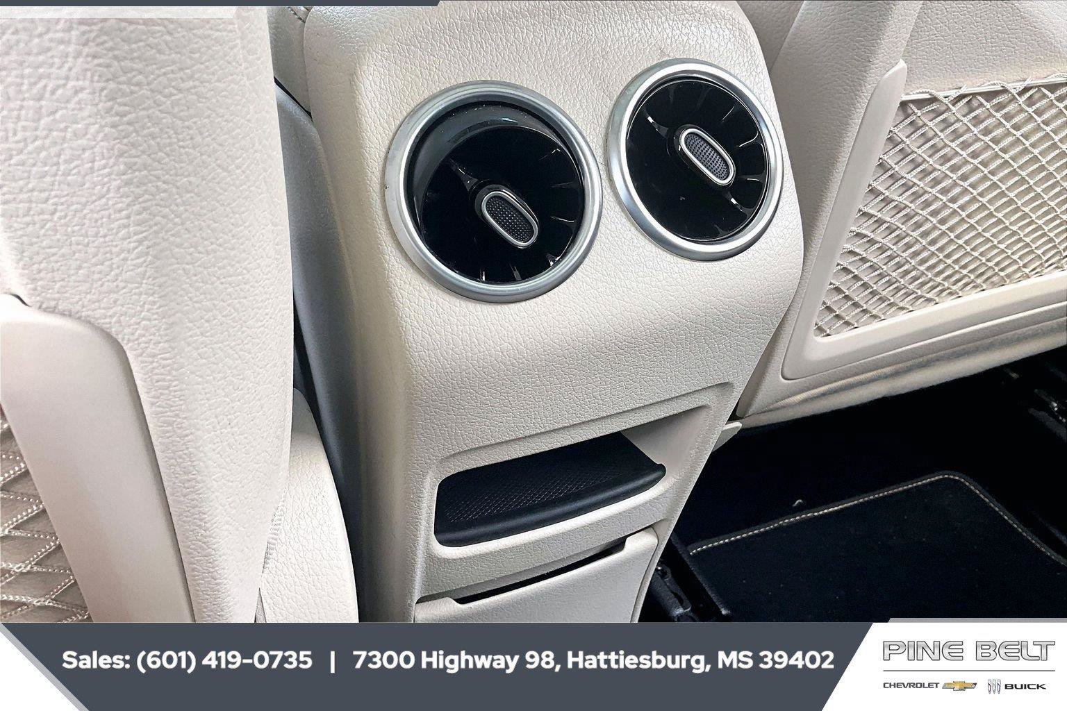 Used 2023 Mercedes-Benz GLB 250 image 25