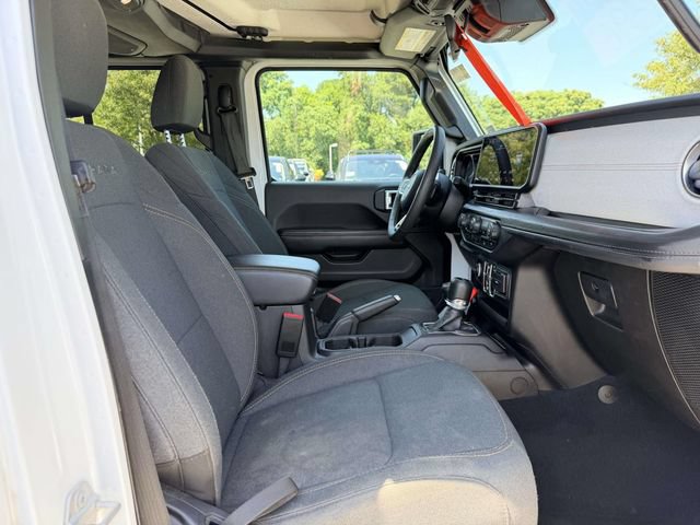 Used 2024 Jeep Wrangler Unlimited Sahara AWD/4WD image 10