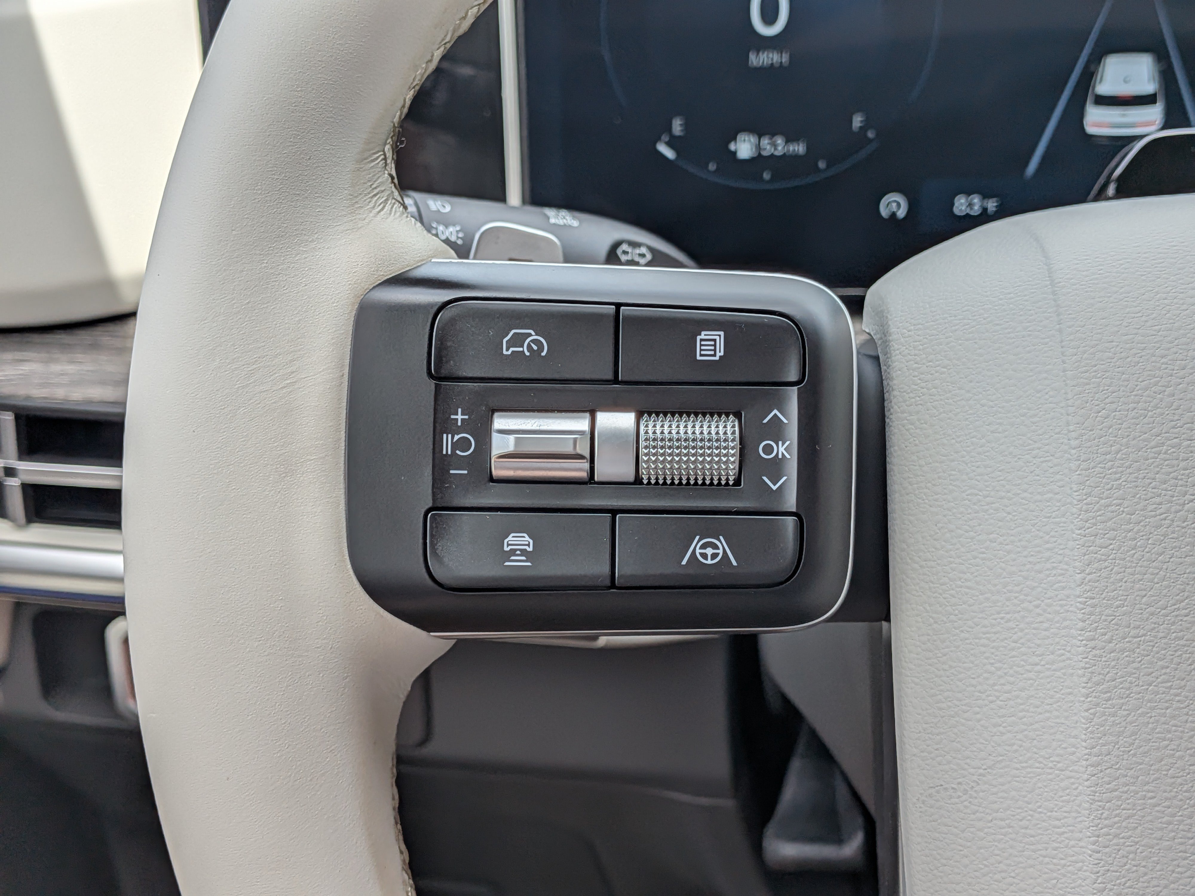 Used 2025 Hyundai Santa Fe Limited FWD image 26