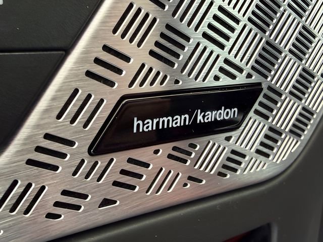 Used 2025 BMW X2 xDrive28i image 16