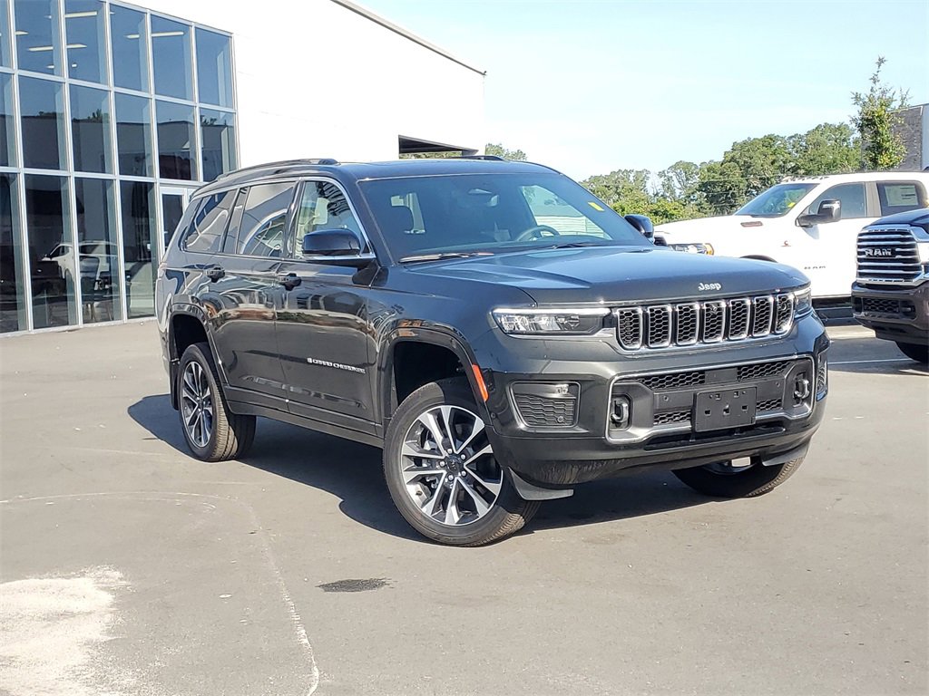 New 2025 Jeep Grand Cherokee L Overland w/ Advanced Protech Group III image 37