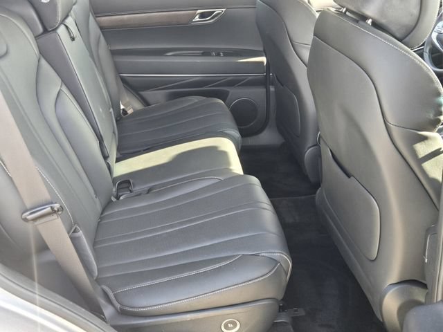 Used 2024 Genesis GV80 2.5T AWD/4WD image 17