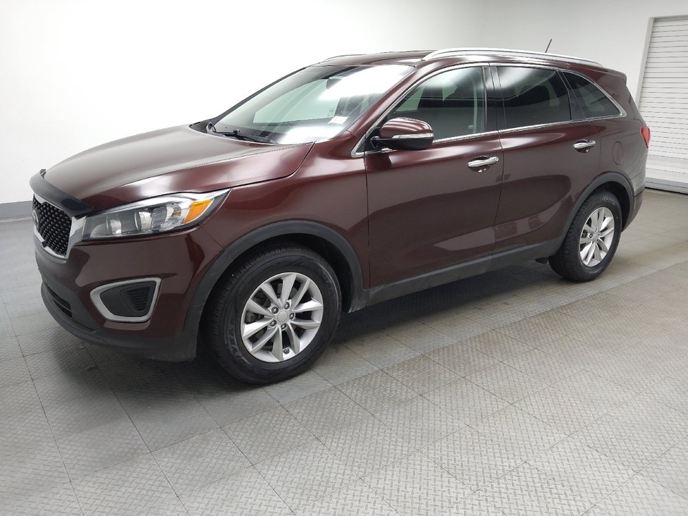 Used 2017 Kia Sorento LX FWD image 2