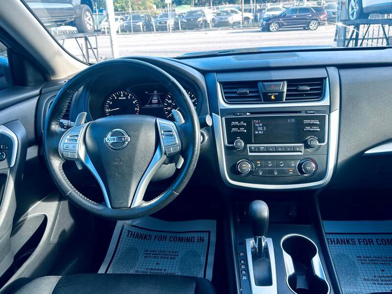 Used 2016 Nissan Altima 2.5 SR image 17