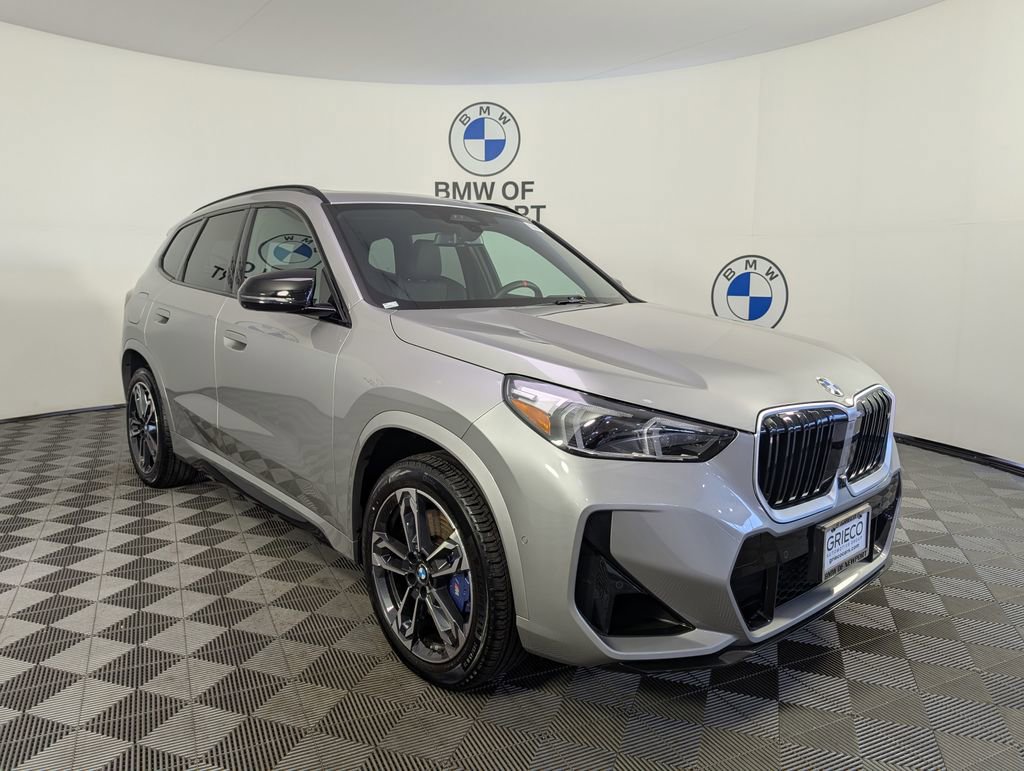 Used 2026 BMW X1 M35i w/ Technology Package image 1