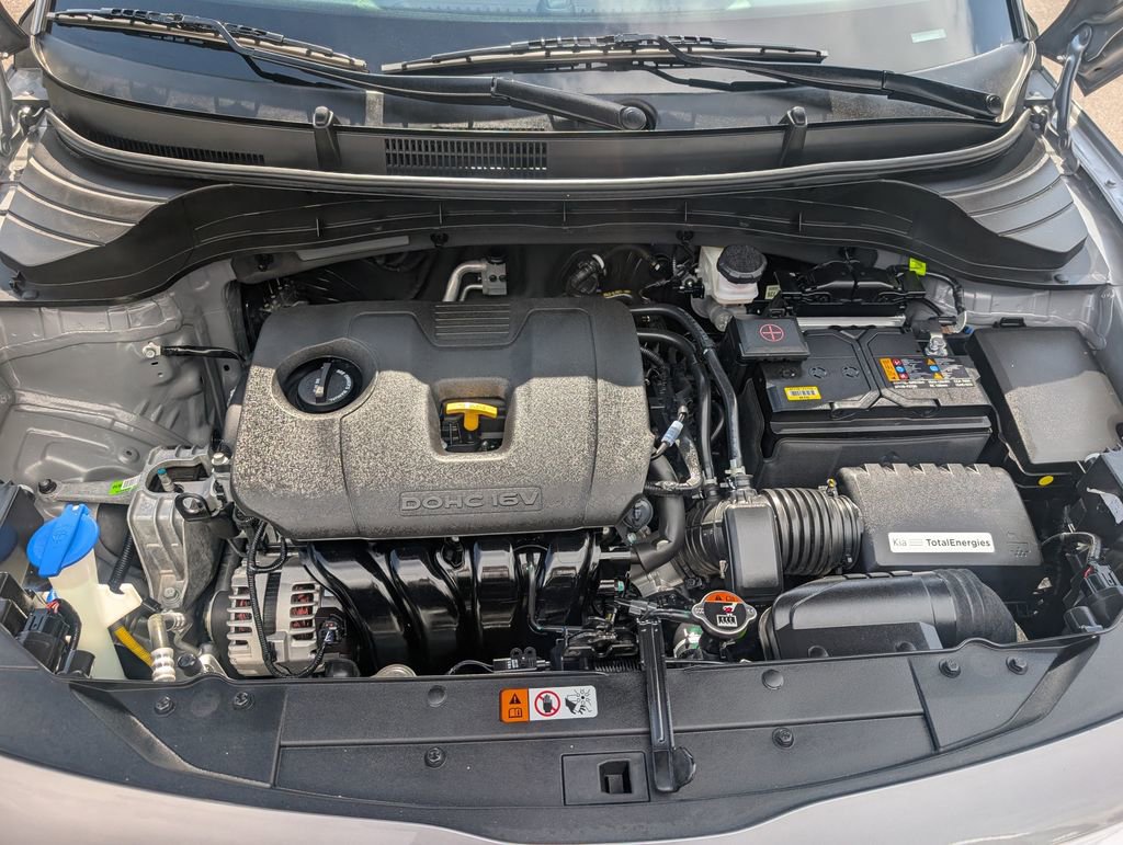 Used 2025 Kia Soul LX FWD image 21