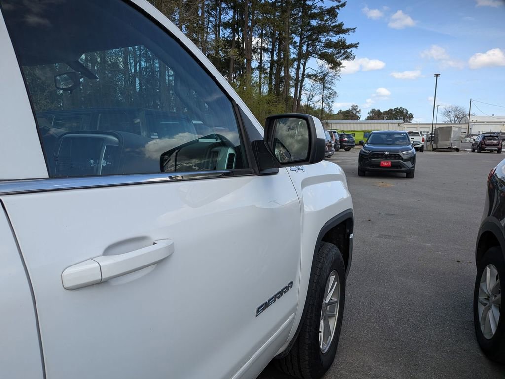 Used 2018 GMC Sierra 1500 SLE w/ SLE Value Package image 11