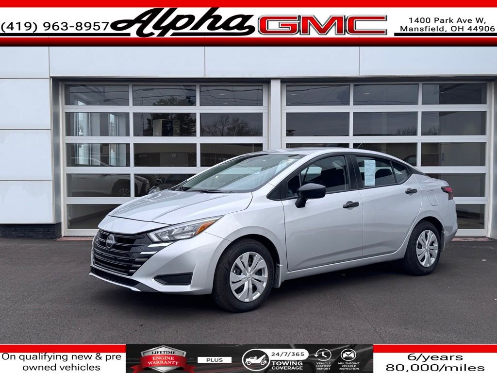 Used 2025 Nissan Versa S w/ Trunk Package image 1
