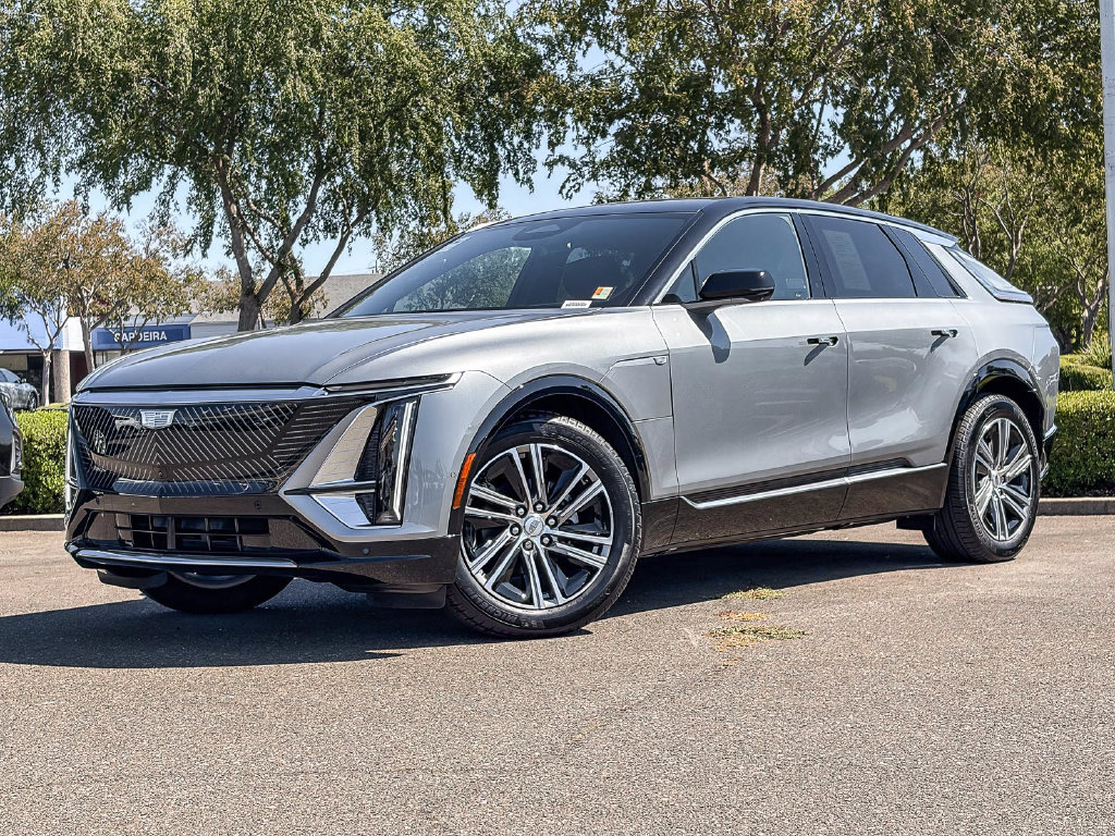 Used 2025 Cadillac Lyriq Luxury