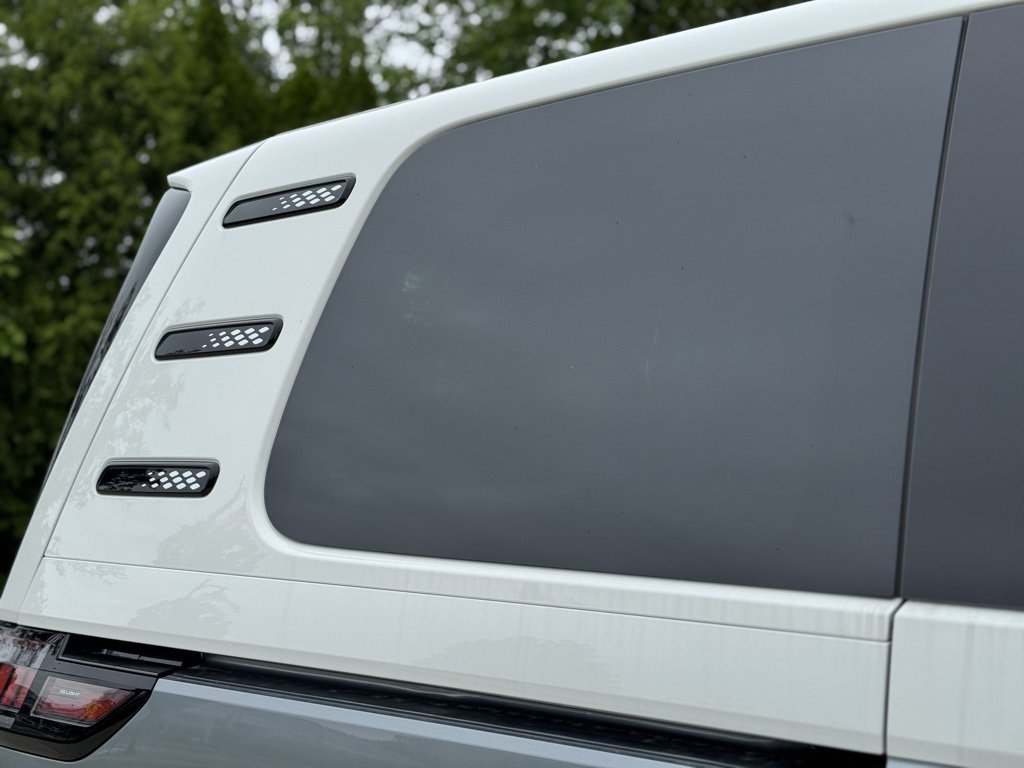 New 2025 Volkswagen ID. Buzz Pro S Plus image 11