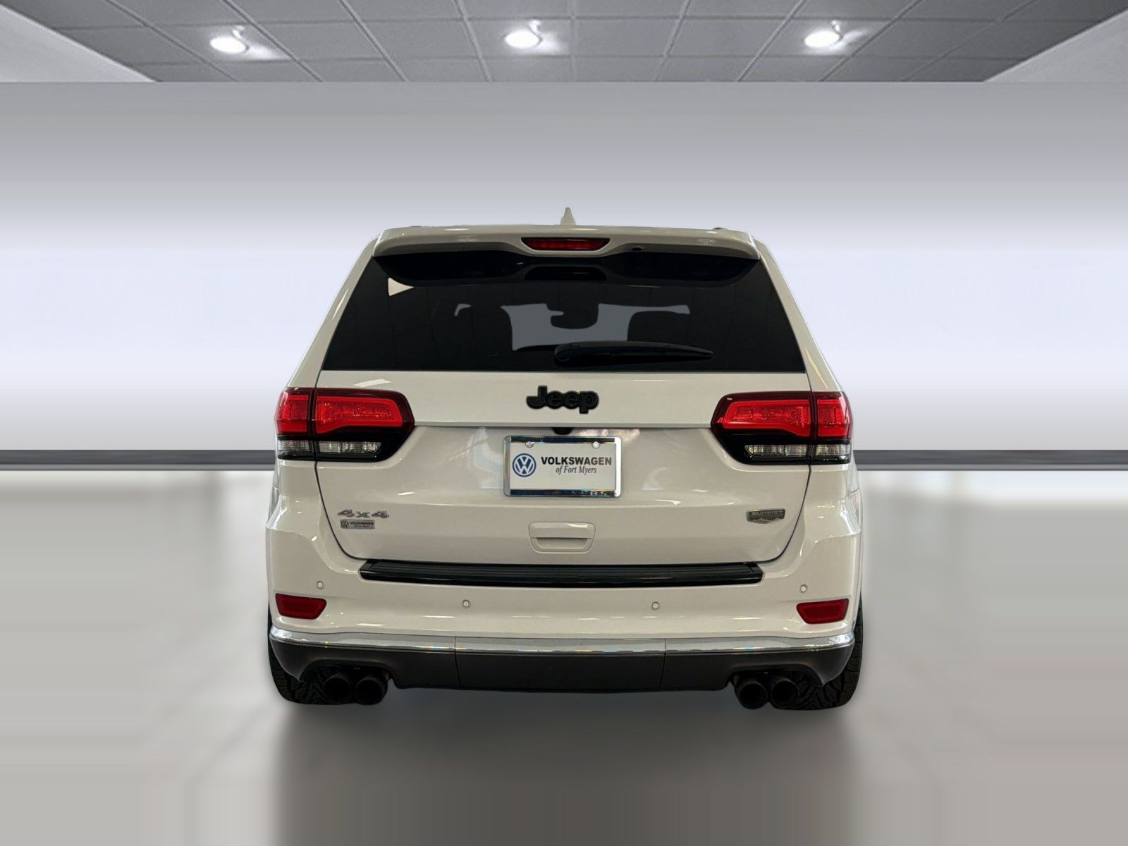 Used 2021 Jeep Grand Cherokee Summit AWD/4WD image 10