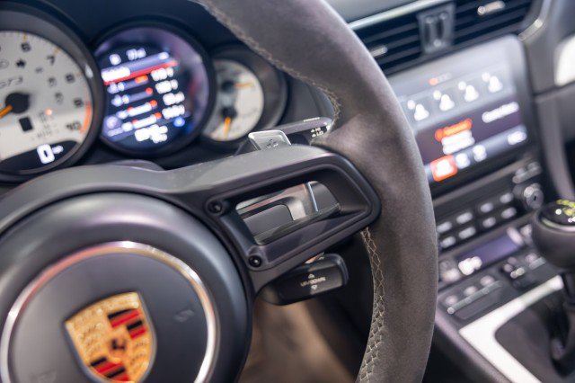 Used 2018 Porsche 911 GT3 RWD image 34