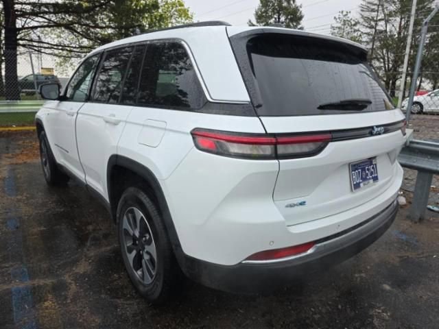 Used 2022 Jeep Grand Cherokee Limited 4xe AWD/4WD image 6
