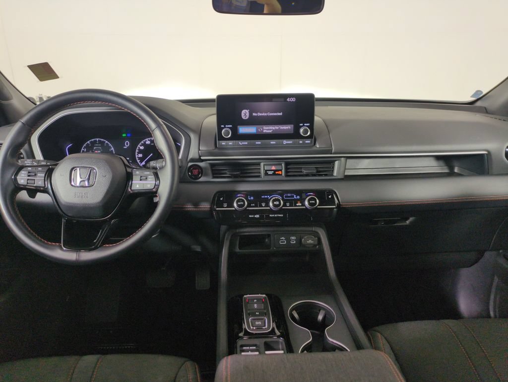 Certified 2025 Honda Pilot Sport image 16