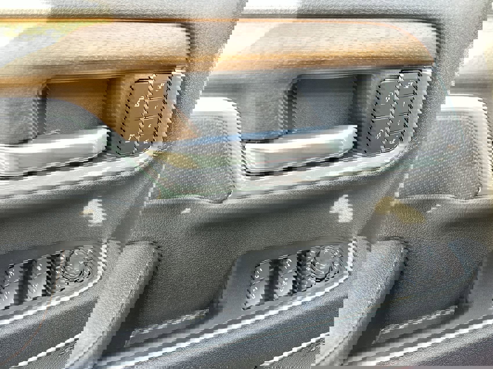 Used 2026 Chevrolet Silverado 2500 High Country w/ High Country Premium Package image 13