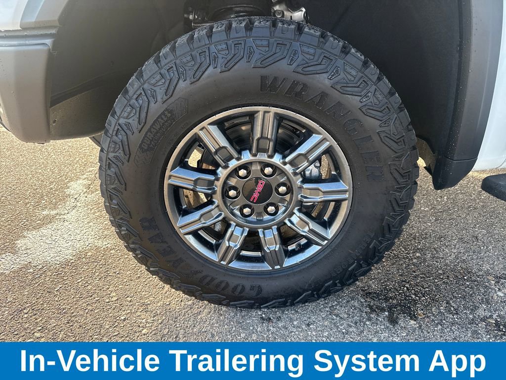 Used 2025 GMC Sierra 1500 AT4X image 28