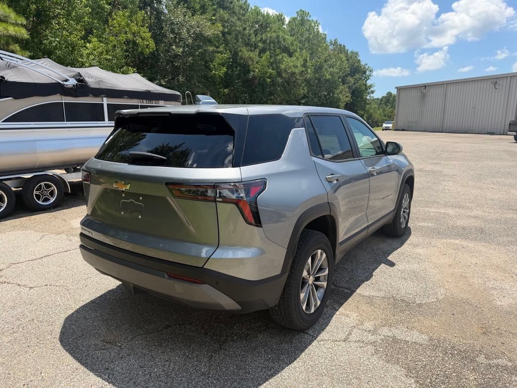 Used 2026 Chevrolet Equinox LT FWD image 7