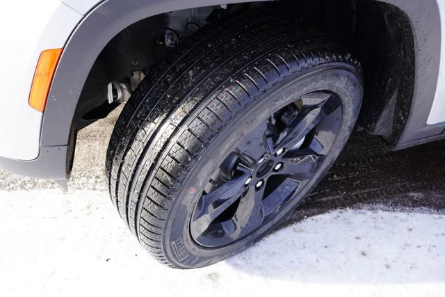 New 2025 Jeep Grand Cherokee Limited w/ Black Appearance Package image 9