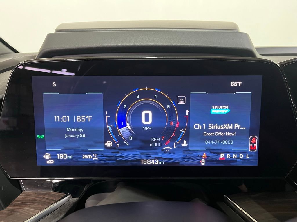 Certified 2025 Chevrolet Suburban Z71 w/ Z71 Off-Road Package image 24