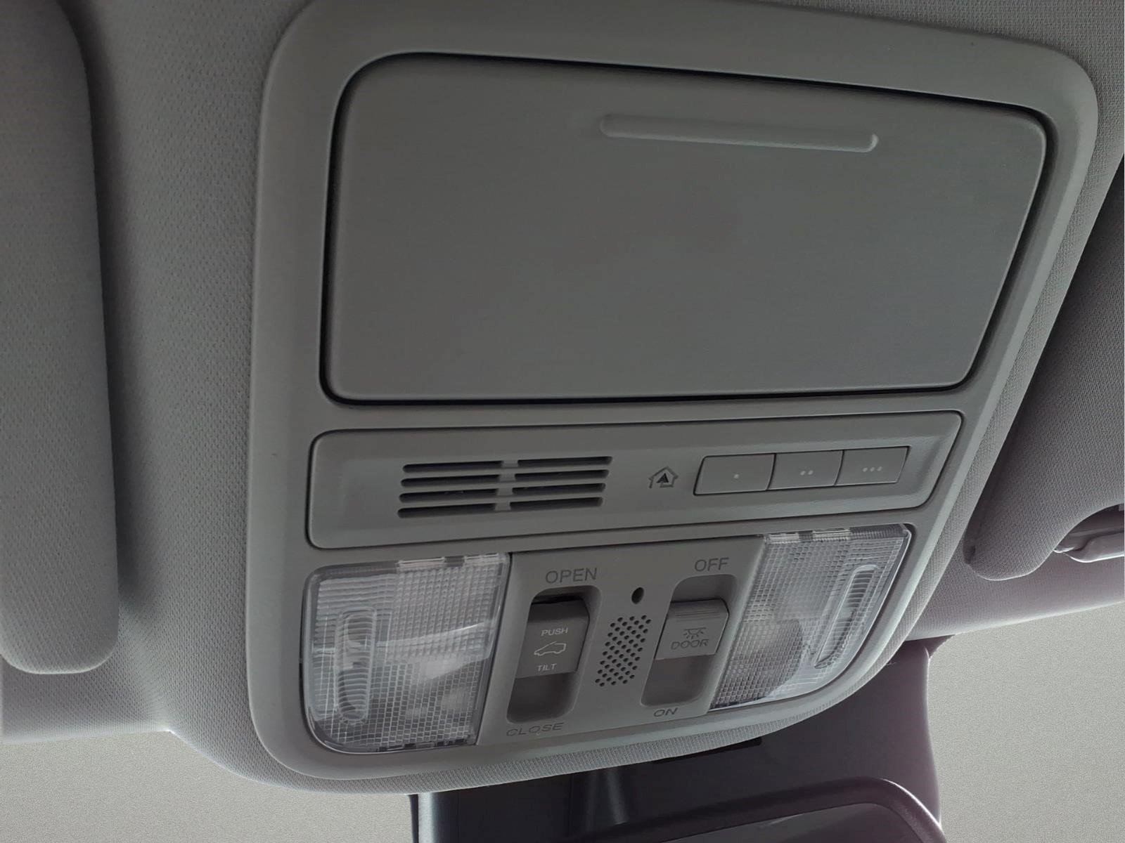 Used 2017 Honda Pilot Touring image 26