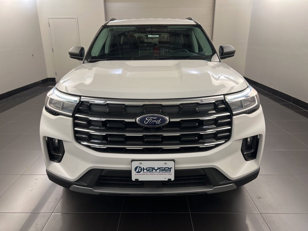 New 2025 Ford Explorer Active w/ Active Comfort Package image 2