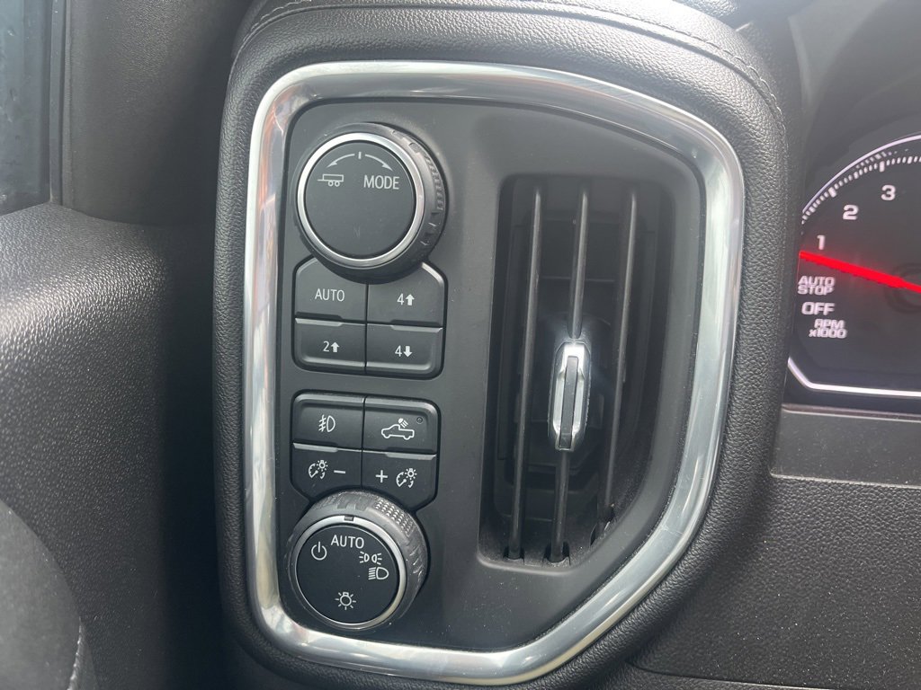 Used 2021 Chevrolet Silverado 1500 RST image 19