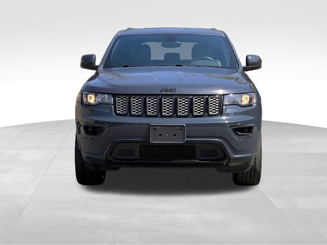 Used 2018 Jeep Grand Cherokee Altitude image 8