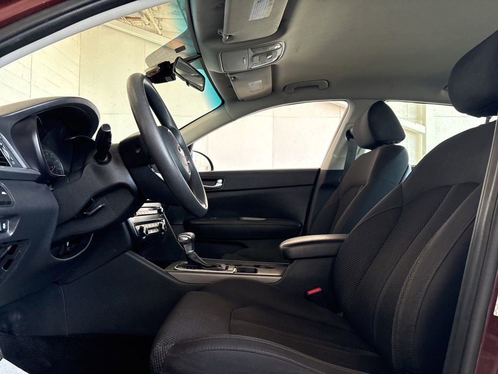 Used 2020 Kia Optima LX FWD image 10