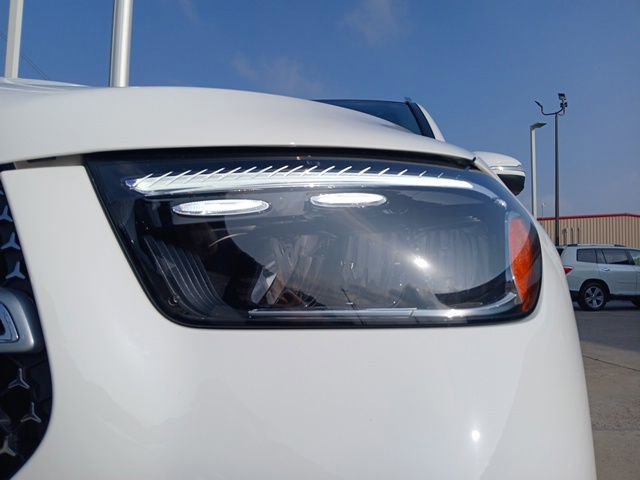 Used 2025 Mercedes-Benz GLE 450e 4MATIC image 4