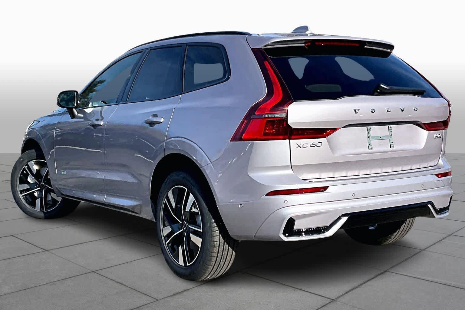 New 2026 Volvo XC60 B5 Plus w/ Protection Package Premier AWD/4WD image 3
