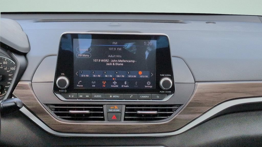 Certified 2024 Nissan Altima 2.5 SV FWD image 13