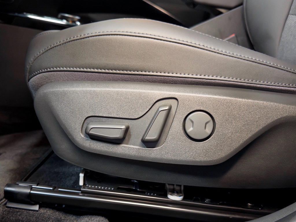 Used 2024 Kia Niro Wind FWD image 6