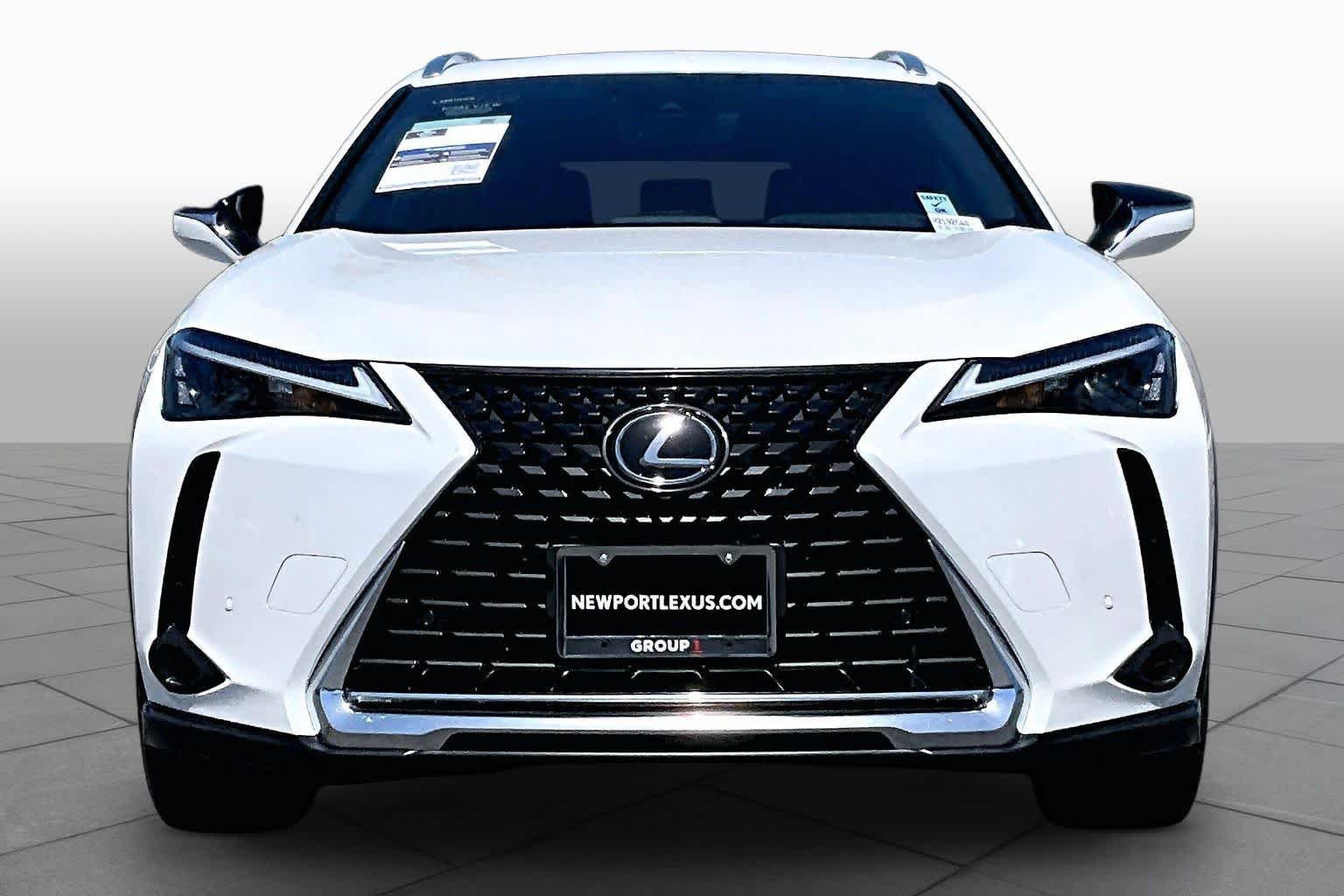 Certified 2024 Lexus UX 250h FWD image 3