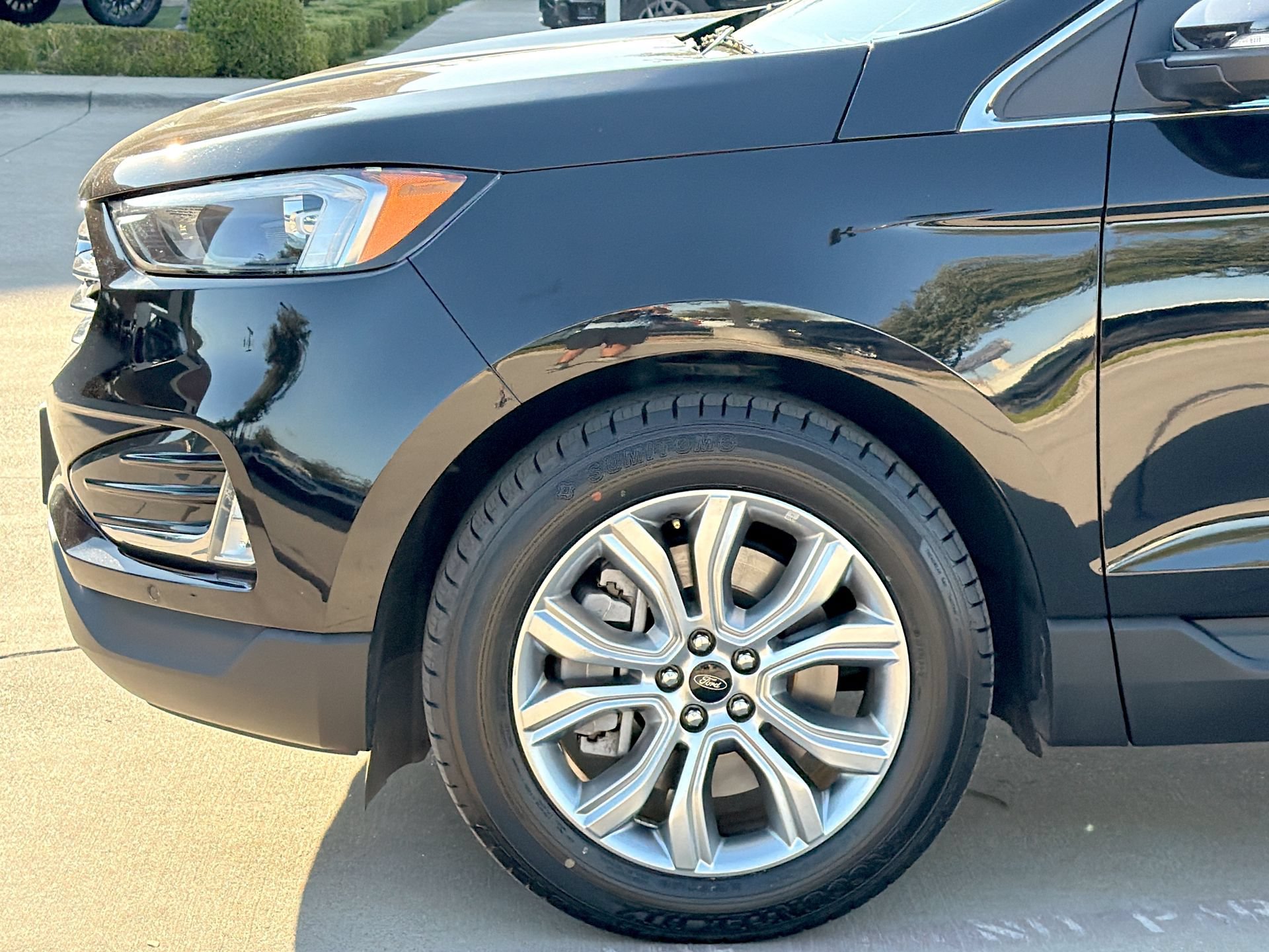 Certified 2024 Ford Edge Titanium AWD/4WD image 10