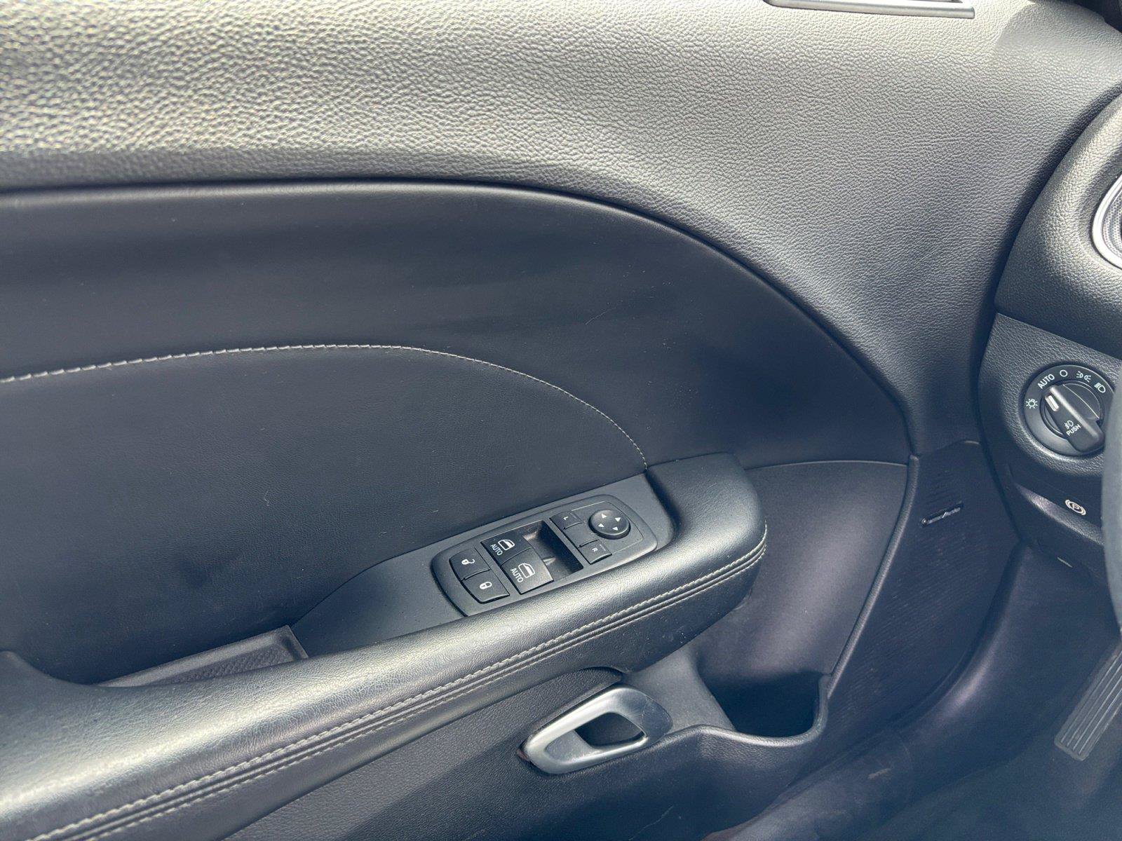Used 2015 Dodge Challenger R/T Plus RWD image 17
