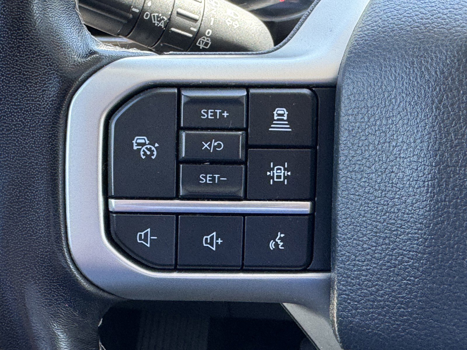 Used 2024 Ford Expedition Max Limited RWD image 25