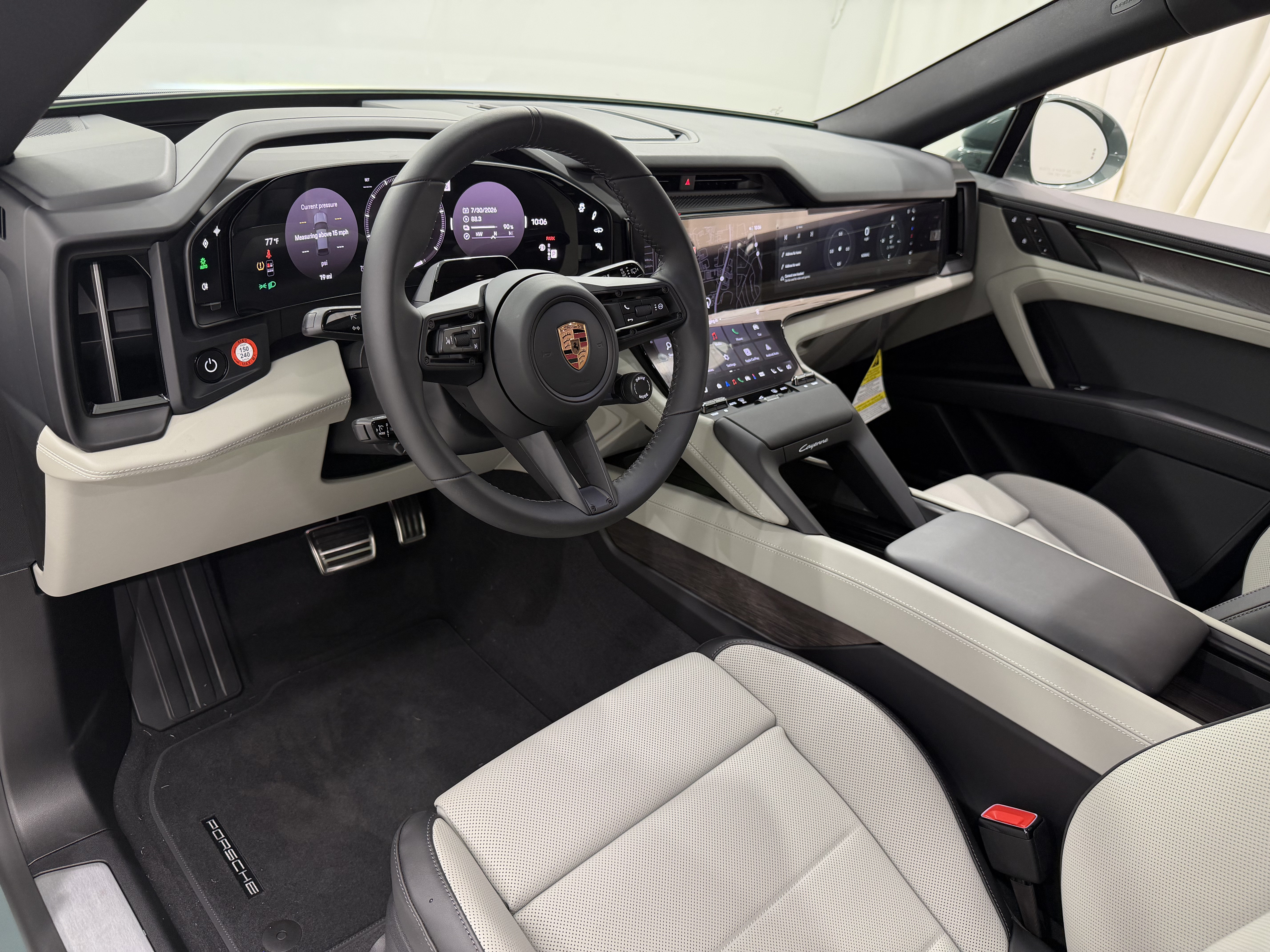 New 2026 Porsche Cayenne Electric AWD/4WD image 26