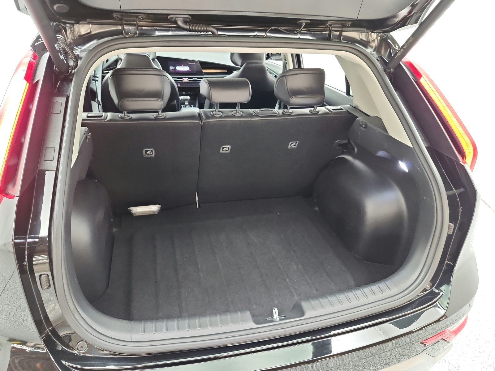 Used 2023 Kia Niro FWD image 37
